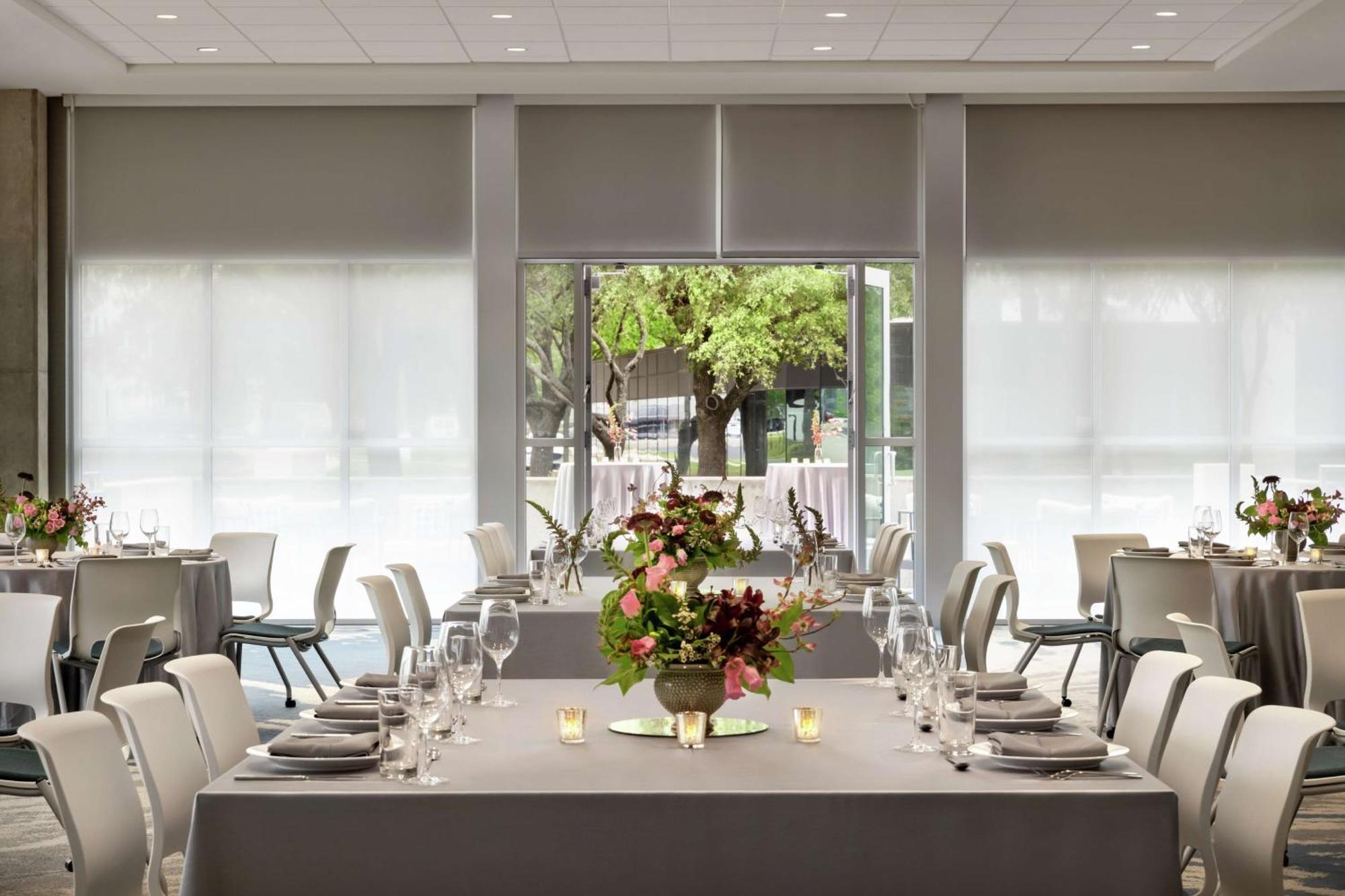 Hotel Hilton Garden North-near The Domain, Tx 3*