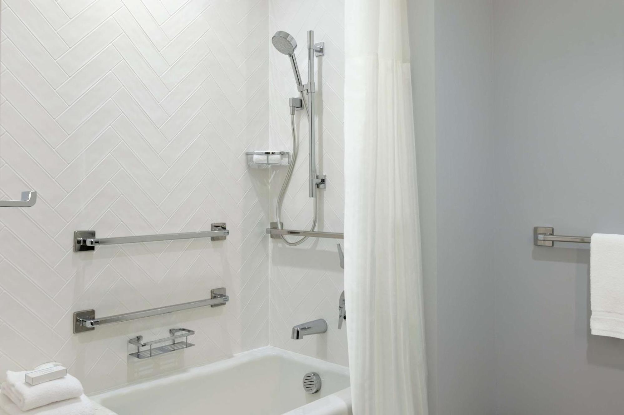 Hilton Garden North-near The Domain, Tx 3* Austin